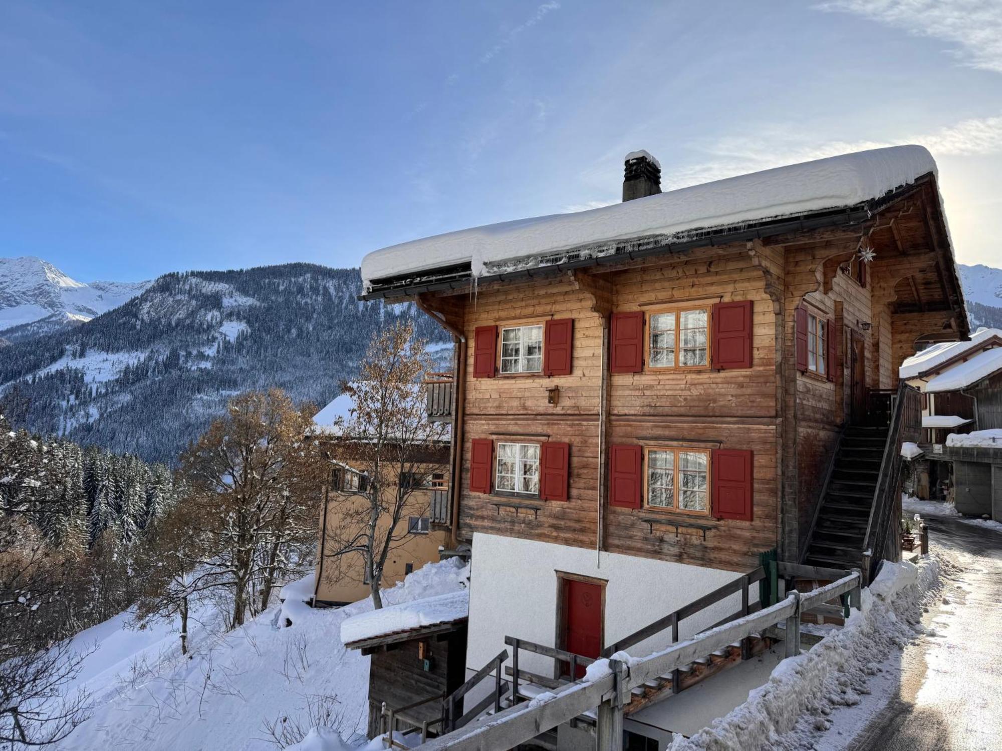 Bambi Lodge Ferienwohnung Auf Knapp 1400 M Nahe Arosa Peist Exterior foto